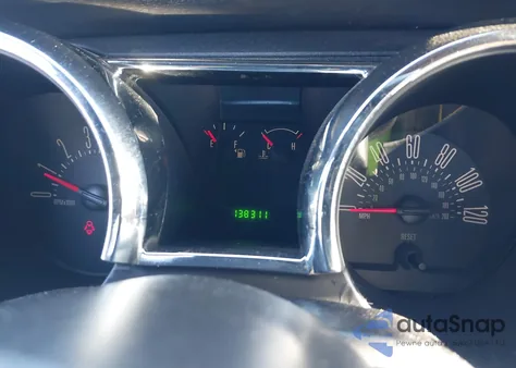 2006 Ford Mustang V6 z USA, uszkodzony, nr VIN 1ZVFT84N365188981